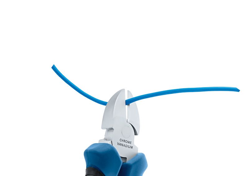 Plier Set 3 pcs Bosch side cutter cutting blue DC cable.